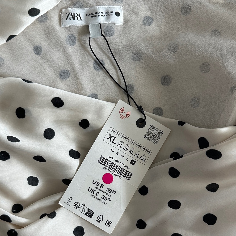 Zara Cream Blouse with Black Dots - Picture 2 of 3